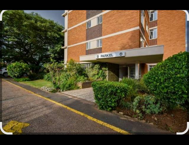 2 bed property to rent in ELARDUS PARK